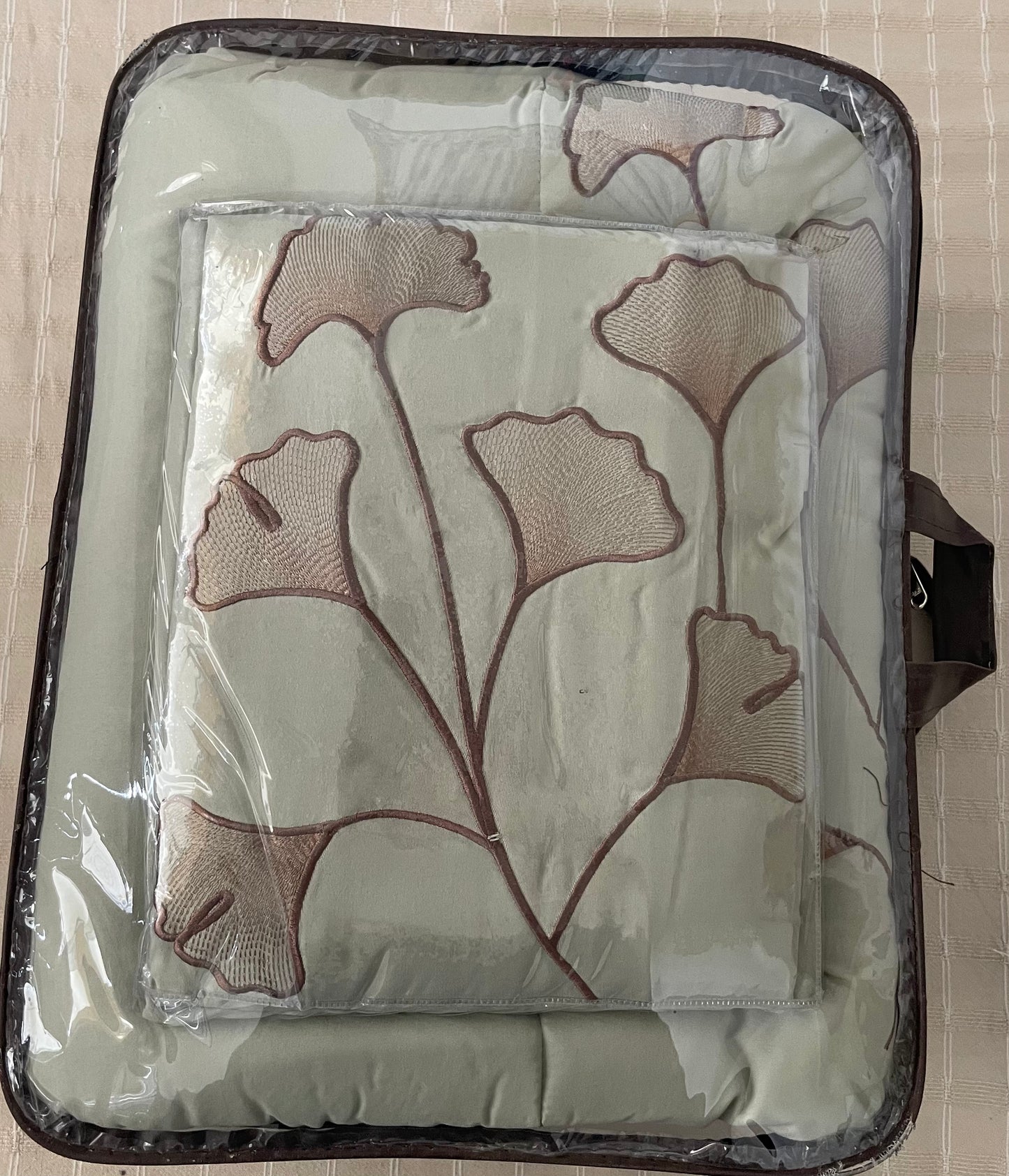 Comforter Set 1 +2 GK