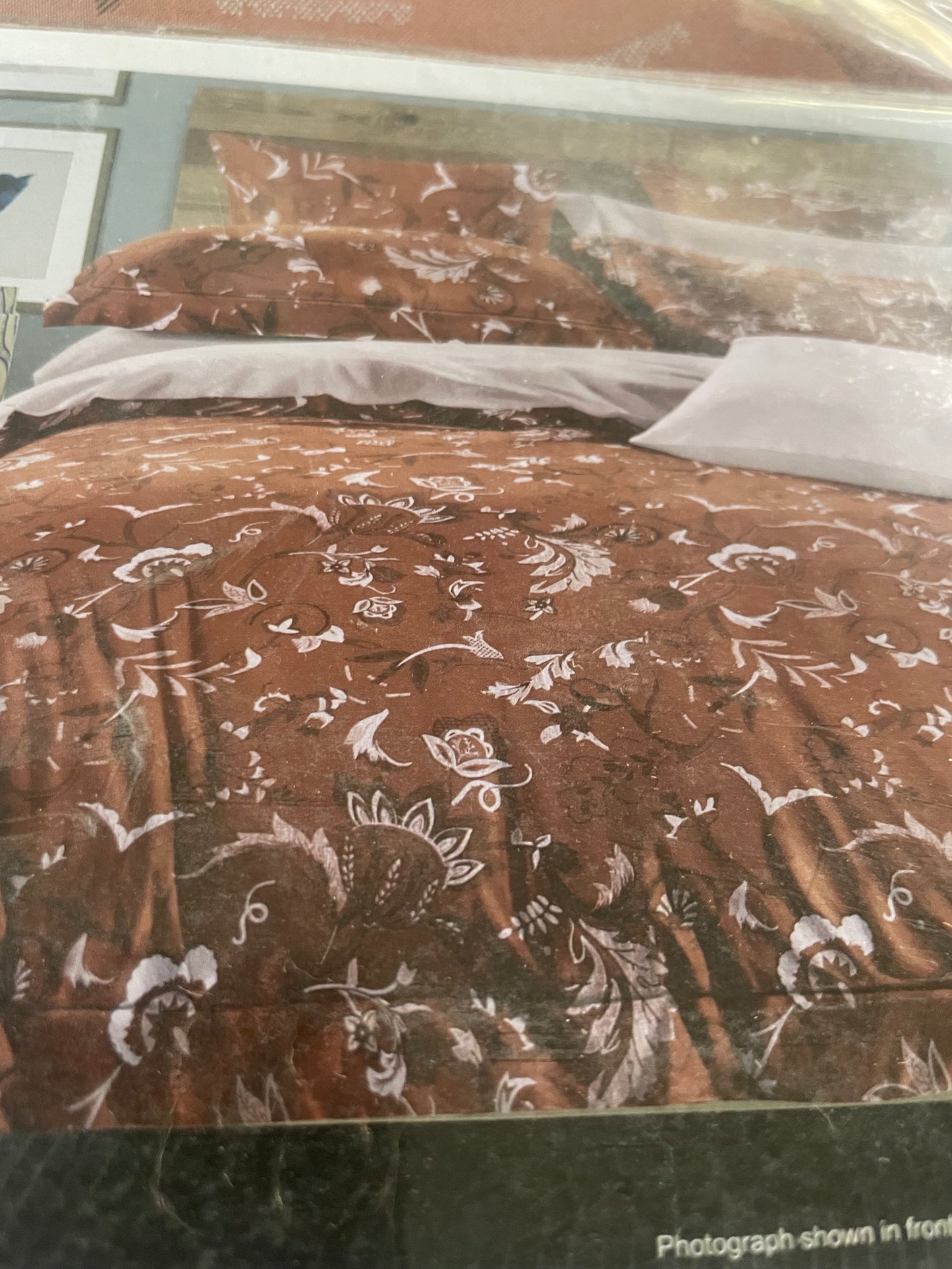 Indulgence - Bed sheet