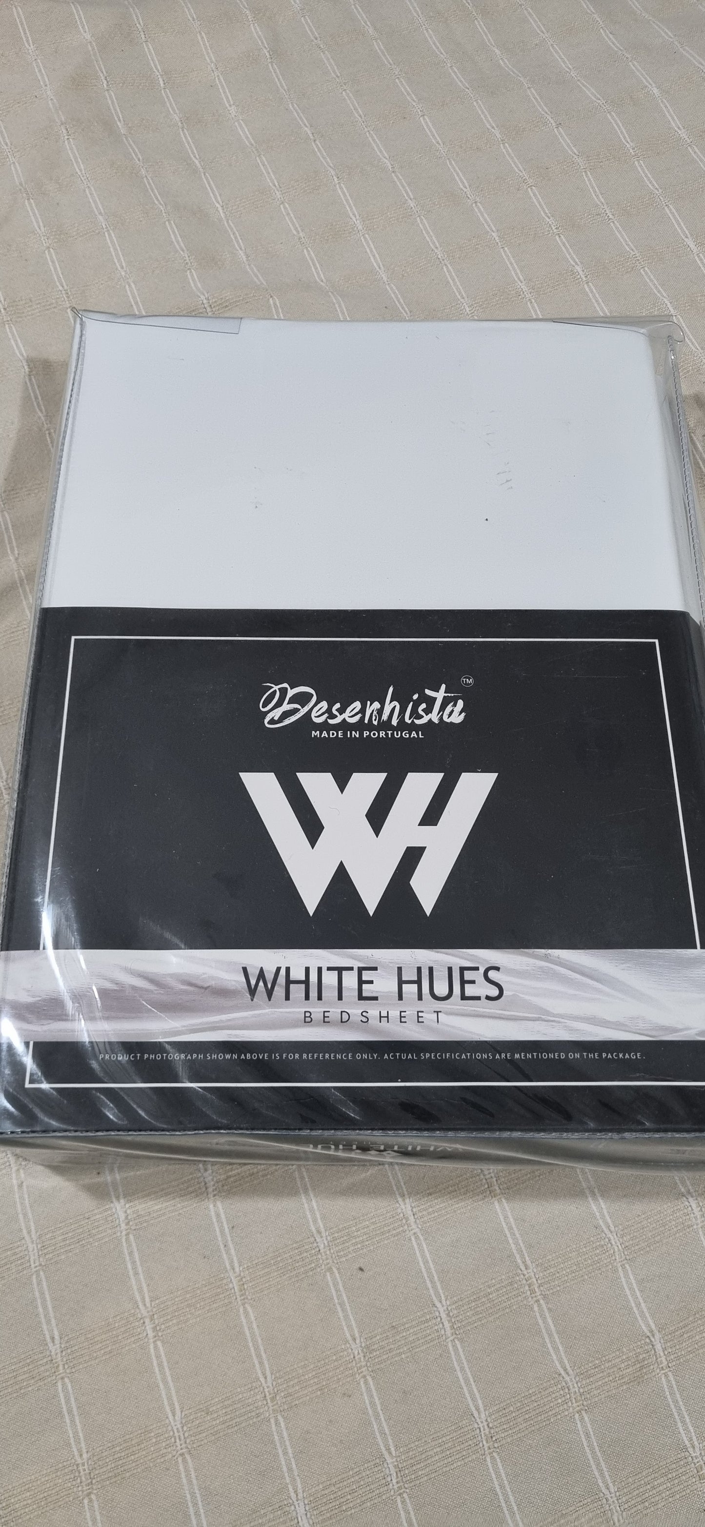 White Hues Desenhista
