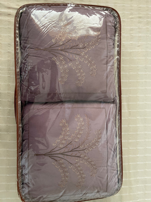 Cushion 1+2+2