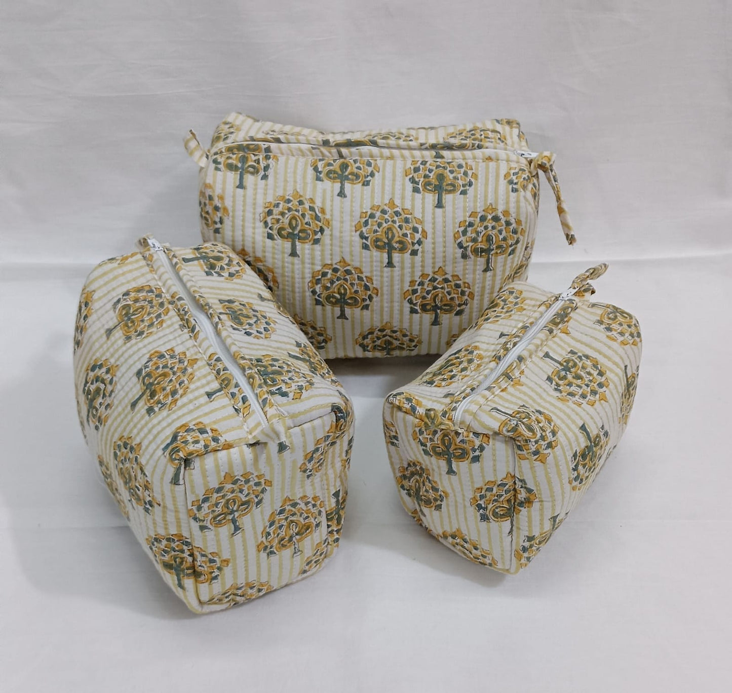 Geetanjali Quilted Toiletry Organizer Set – Stylish Block Printed Travel Pouches (3 Pieces)